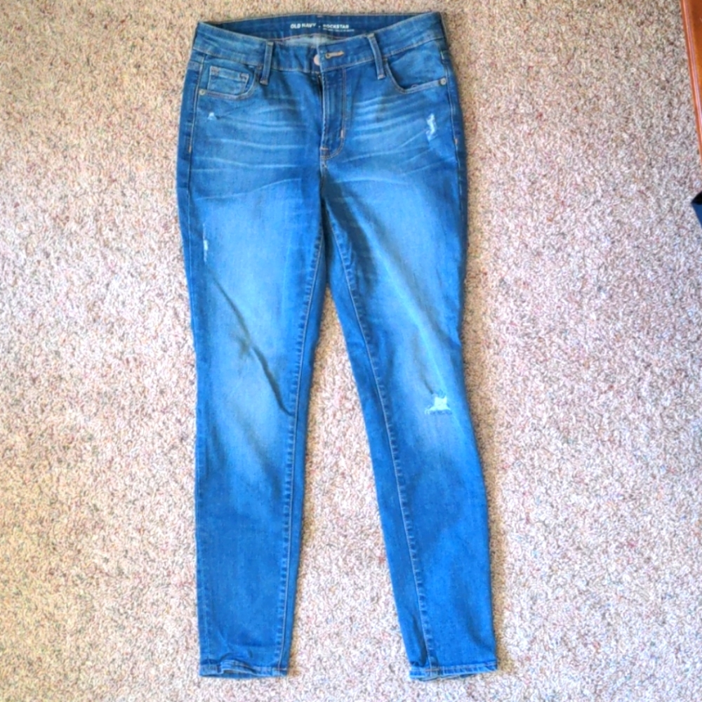 Size 8 Old Navy Rockstar jeans